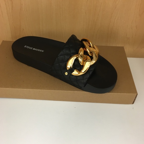Steve Maddens Black and Gold Slip on Flats ⭐️🖤⭐️ - Picture 4 of 8